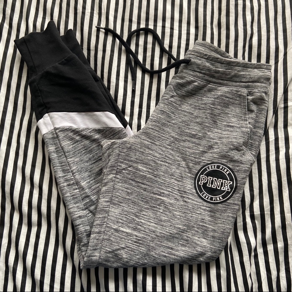 Victoria’s Secret Pink Sweatpants Joggers